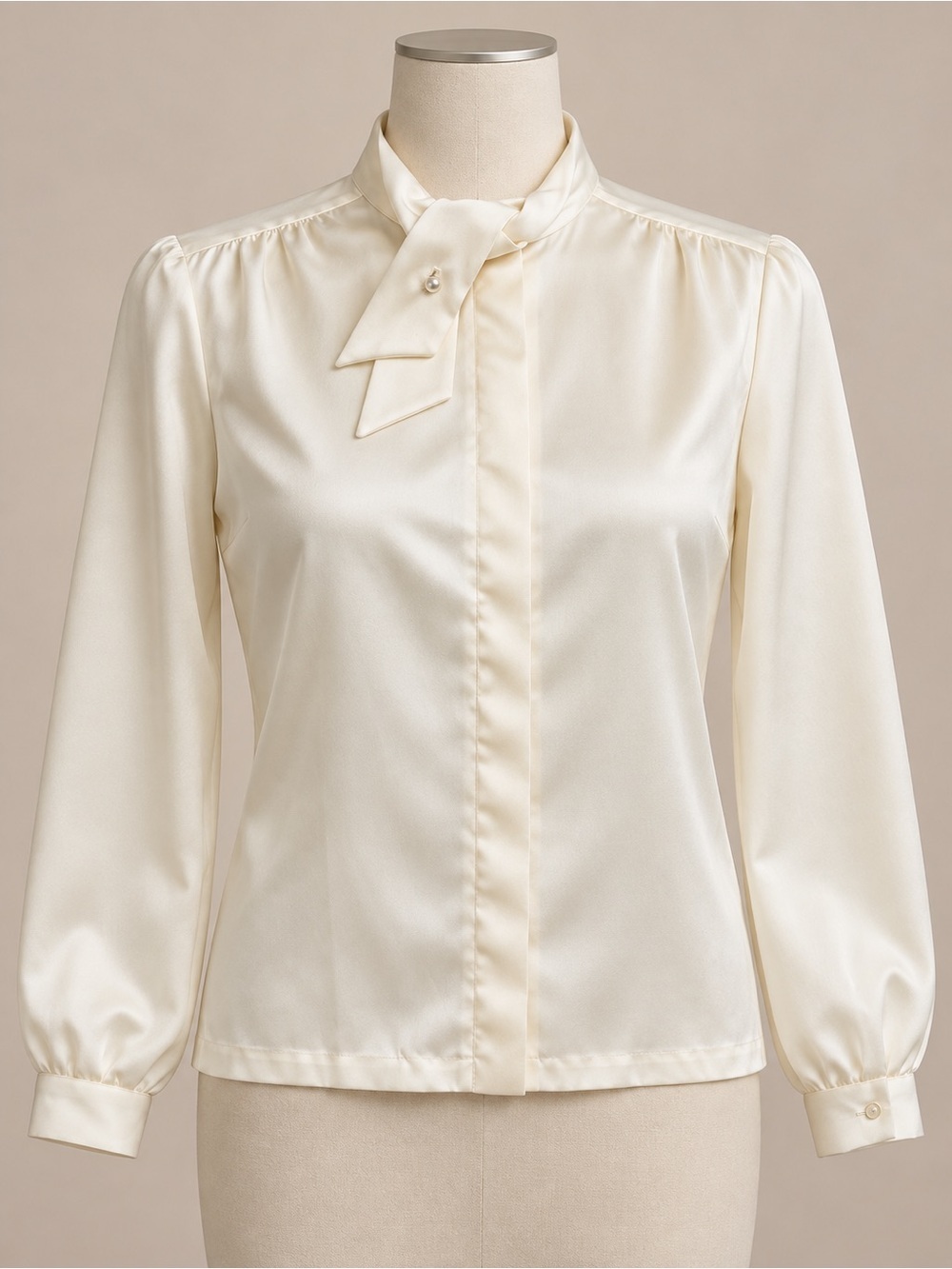 Vintage Inner Visions Ship’n Shore Ivory Tie Neck Blouse Size 12